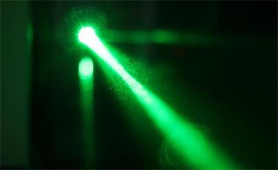 Grüner Laser: das Wissen über die Erzeugungsmethoden